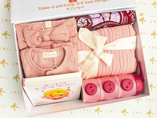 Gifting Commerce Platform - personalised gift arrangement
